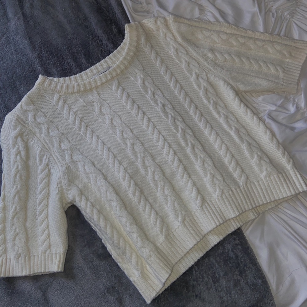 Ivory cropped sweater ⛄️